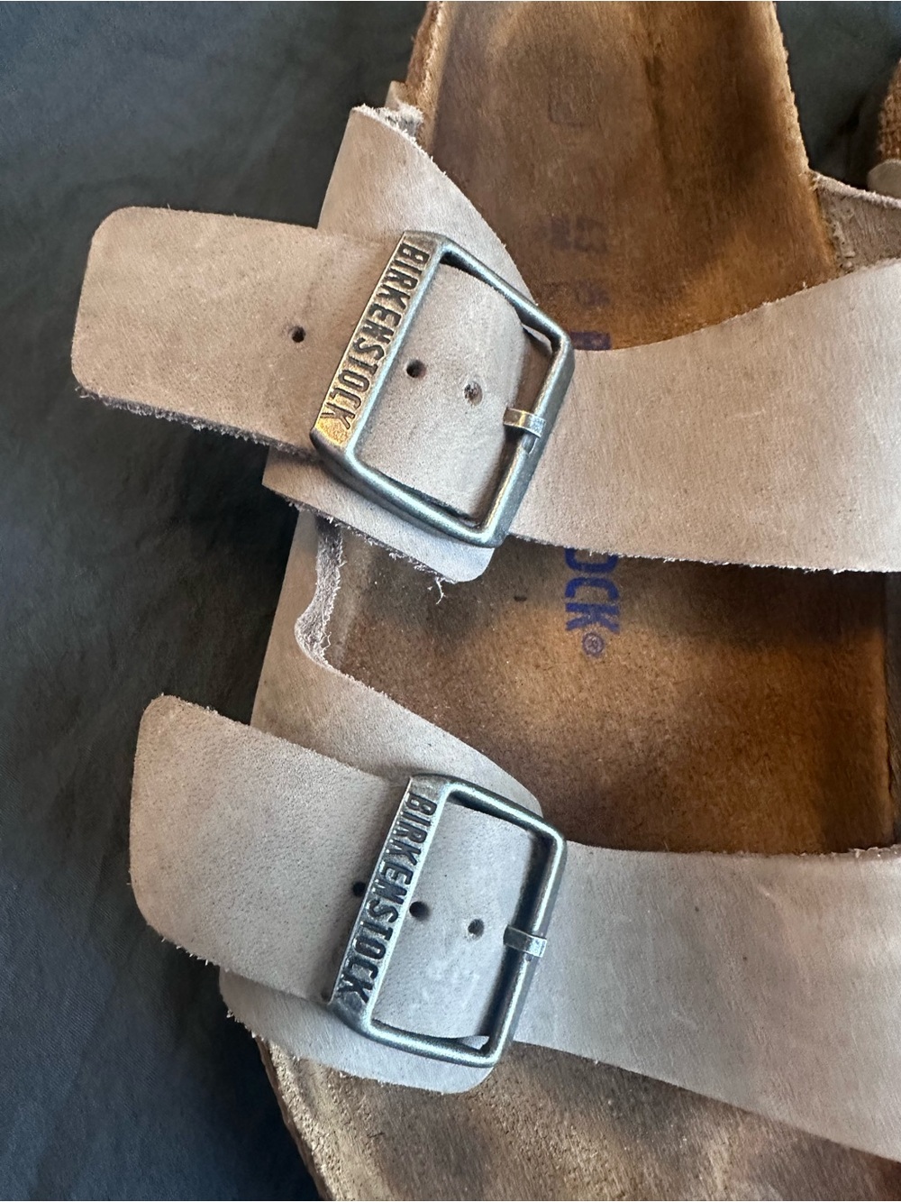 Birkenstock Arizona Sandals gray-ish tan color - Size 43 - Picture 2 of 11